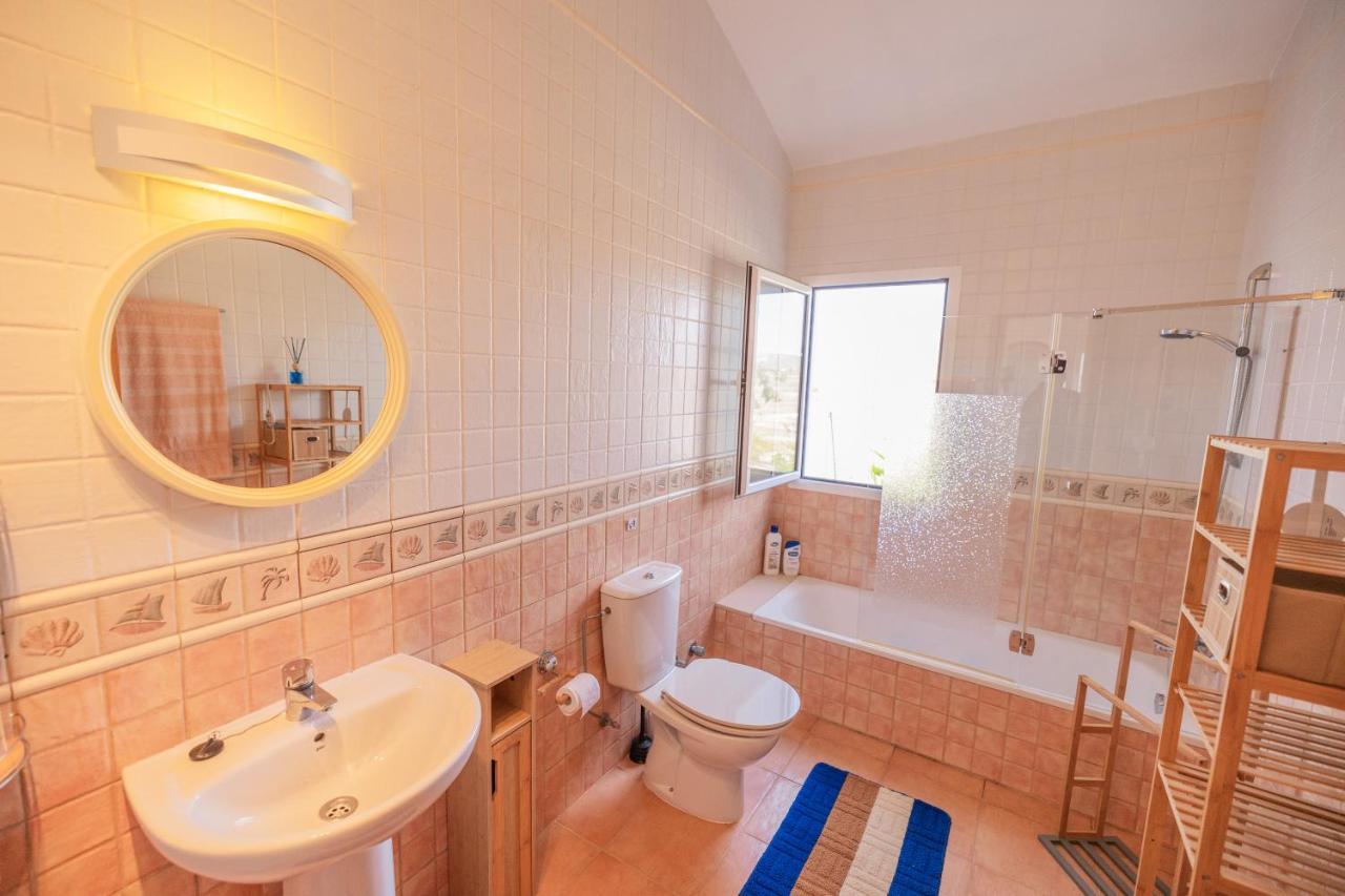 Casa Amaya - Spacious House With Pool, Large Garden, Bbq, 2 Terraces, And Ideal Location El Charco  Екстер'єр фото